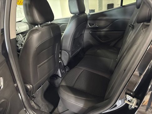 Used 2015 Buick Encore Convenience FWD image 19