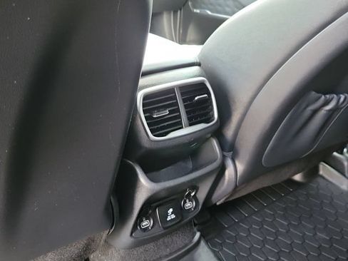 Used 2020 Hyundai Santa Fe Limited FWD image 13