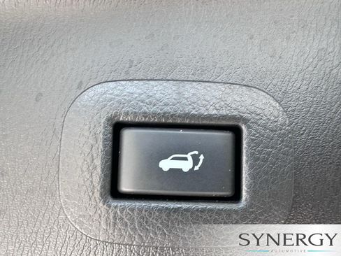 Used 2024 INFINITI QX80 Premium Select w/ All-Season Package AWD/4WD image 8