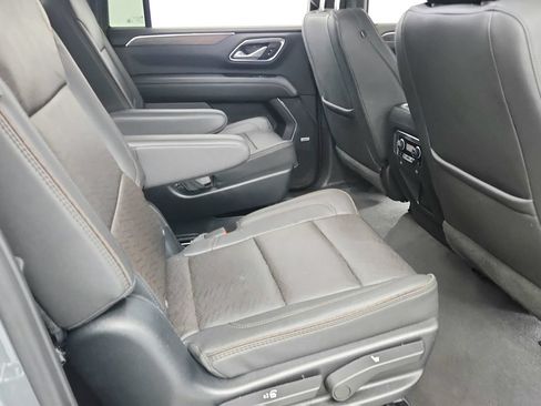 Used 2023 Chevrolet Suburban High Country AWD/4WD image 26