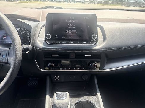 Certified 2023 Nissan Rogue SV AWD/4WD image 16