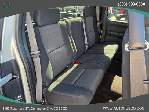 Used 2010 Chevrolet Silverado 2500 LT w/ Interior Plus Package AWD/4WD image 11