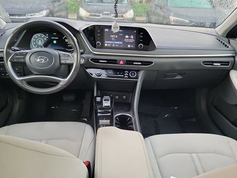 Used 2022 Hyundai Sonata SEL w/ Convenience Package FWD image 9