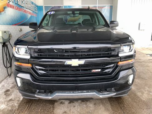 Used 2019 Chevrolet Silverado 1500 LT w/ All Star Edition image 2