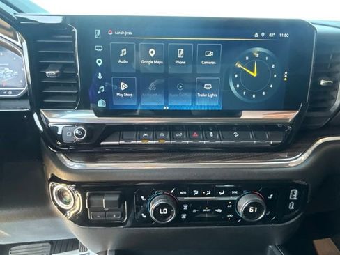 Used 2025 Chevrolet Silverado 1500 LT AWD/4WD image 5
