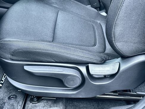 New 2026 Hyundai Tucson SE image 14