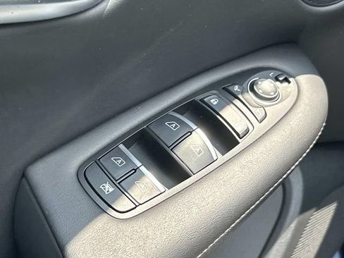Certified 2025 INFINITI QX50 Luxe AWD/4WD image 19