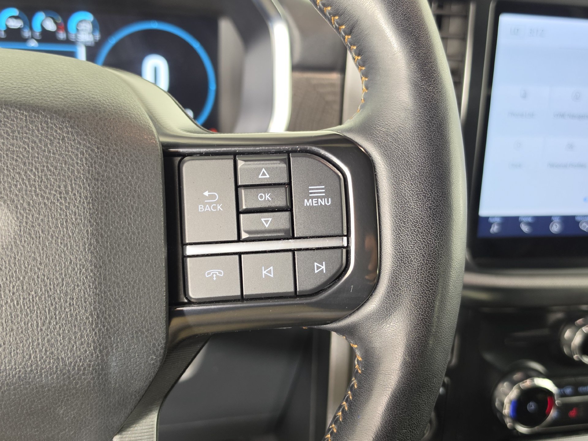 Used 2022 Ford F150 Platinum w/ Equipment Group 701A High AWD/4WD image 12