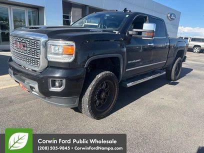 Used 2018 GMC Sierra 2500 Denali w/ Duramax Plus Package