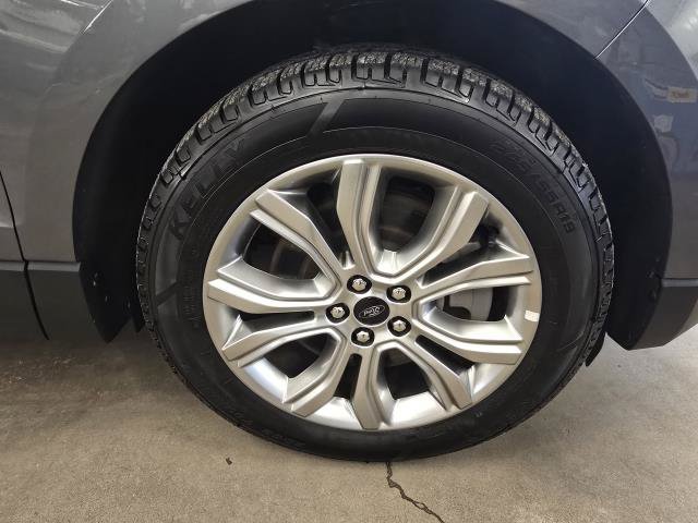 Used 2024 Ford Edge Titanium AWD/4WD image 31