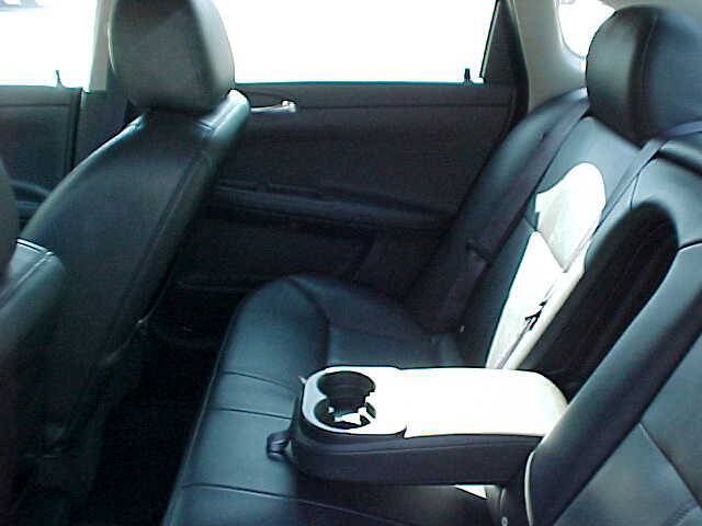 Used 2012 Chevrolet Impala LTZ FWD image 14
