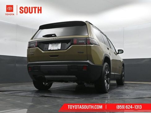 Used 2026 Jeep Cherokee Overland AWD/4WD image 43