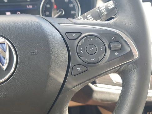 Used 2020 Buick Enclave Essence w/ Sound and Sites Package image 35