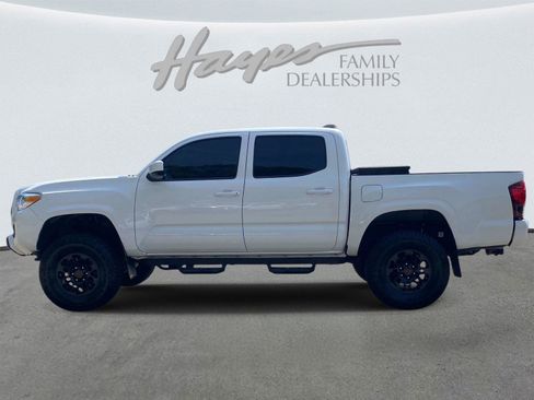 Used 2023 Toyota Tacoma SR AWD/4WD image 10