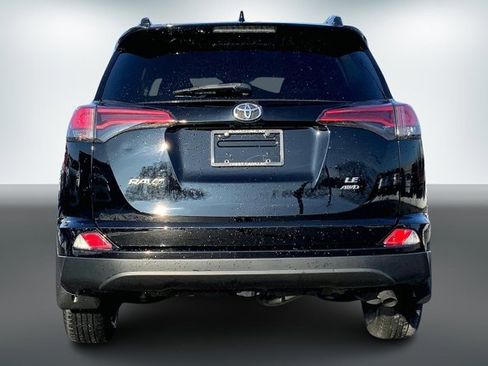 Used 2018 Toyota RAV4 LE w/ All Weather Liner Package image 3