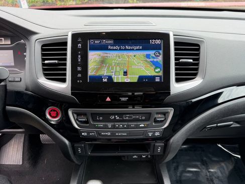 Used 2017 Honda Ridgeline Black Edition image 22
