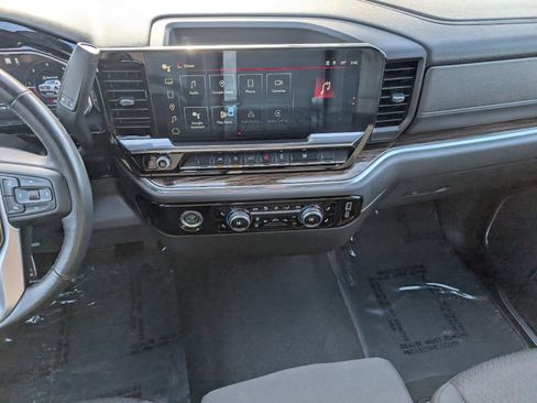 Certified 2022 GMC Sierra 1500 Elevation image 16