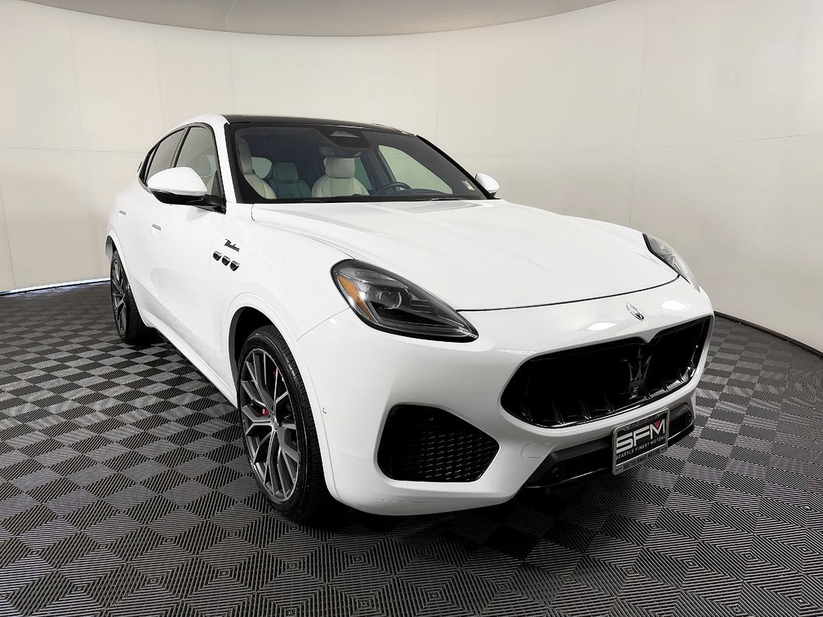 Used 2023 Maserati Grecale Modena AWD/4WD image 5