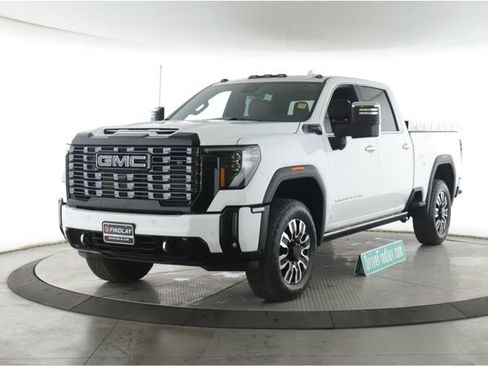 Used 2026 GMC Sierra 3500 Denali Ultimate AWD/4WD image 10