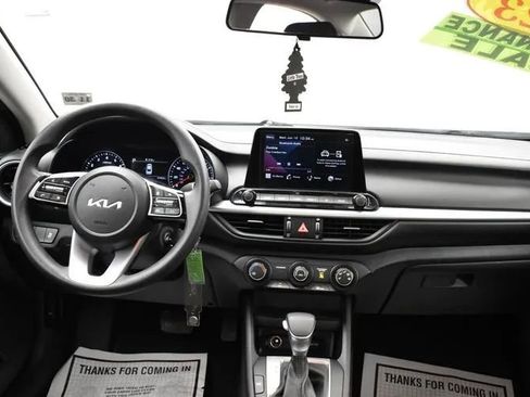 Used 2023 Kia Forte LXS FWD image 18