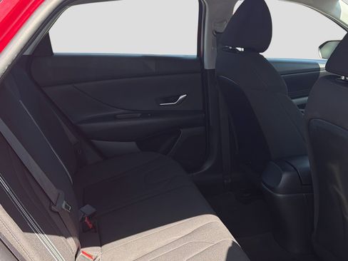 Used 2023 Hyundai Elantra SEL FWD image 25