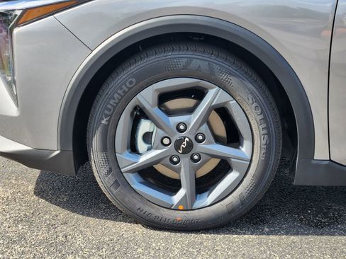 New 2026 Kia K4 LXS FWD image 8
