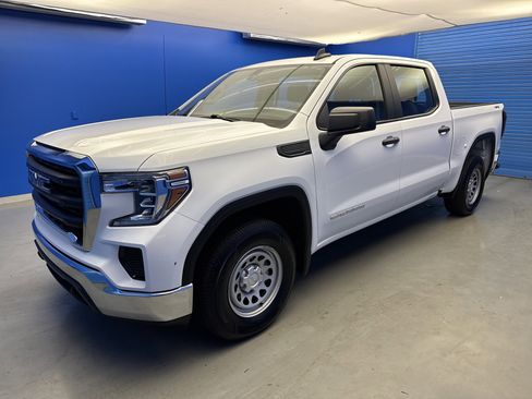 Used 2022 GMC Sierra 1500 Pro w/ Fleet Convenience Package image 4