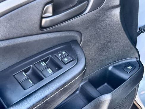 Used 2025 Honda Ridgeline Sport image 30