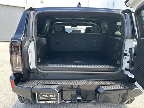 Used 2025 GMC Hummer EV 3X AWD/4WD image 25