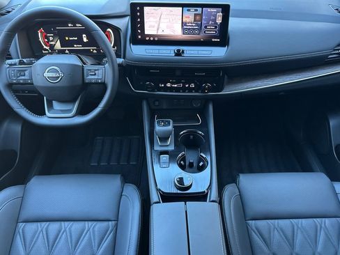 New 2026 Nissan Rogue Platinum w/ Platinum Premium Package image 11