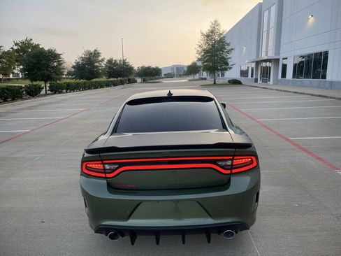 Used 2022 Dodge Charger Scat Pack w/ Plus Group RWD image 12