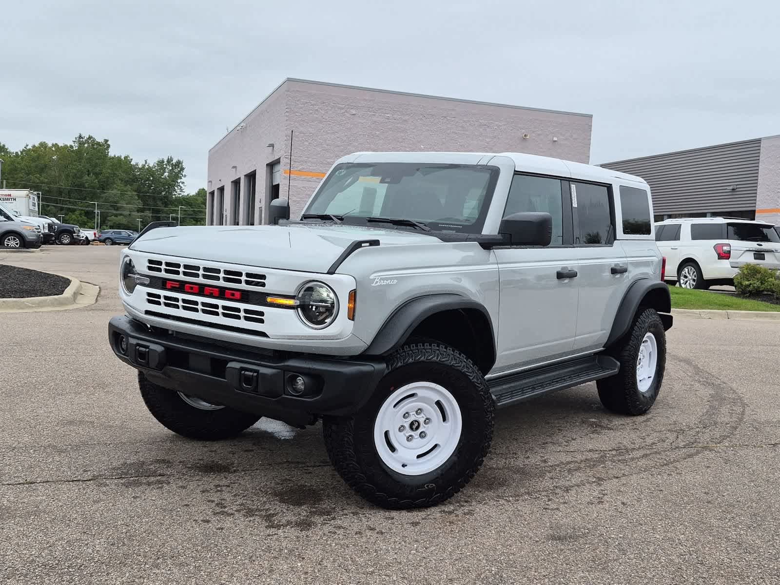 New 2026 Ford Bronco Heritage Edition AWD/4WD image 1