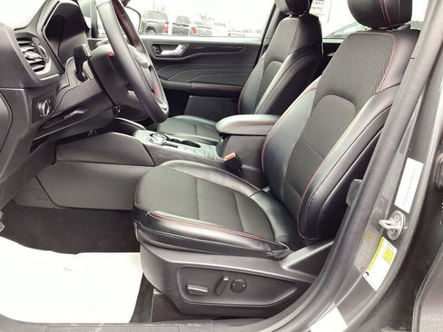 Used 2025 Ford Escape ST-Line image 12