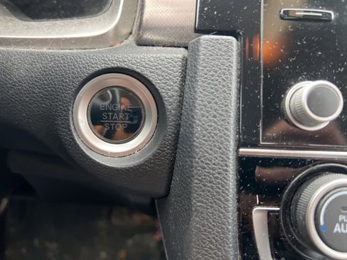 Used 2019 Honda Civic EX image 17