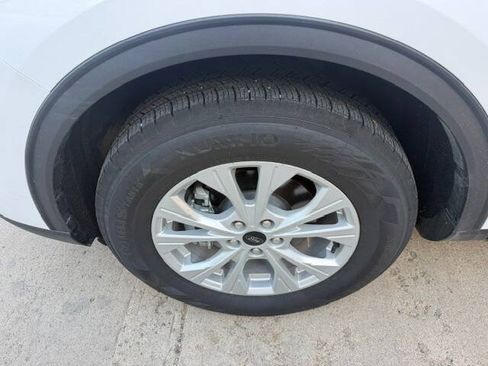 Used 2025 Ford Escape Active w/ Cold Weather Package AWD/4WD image 6