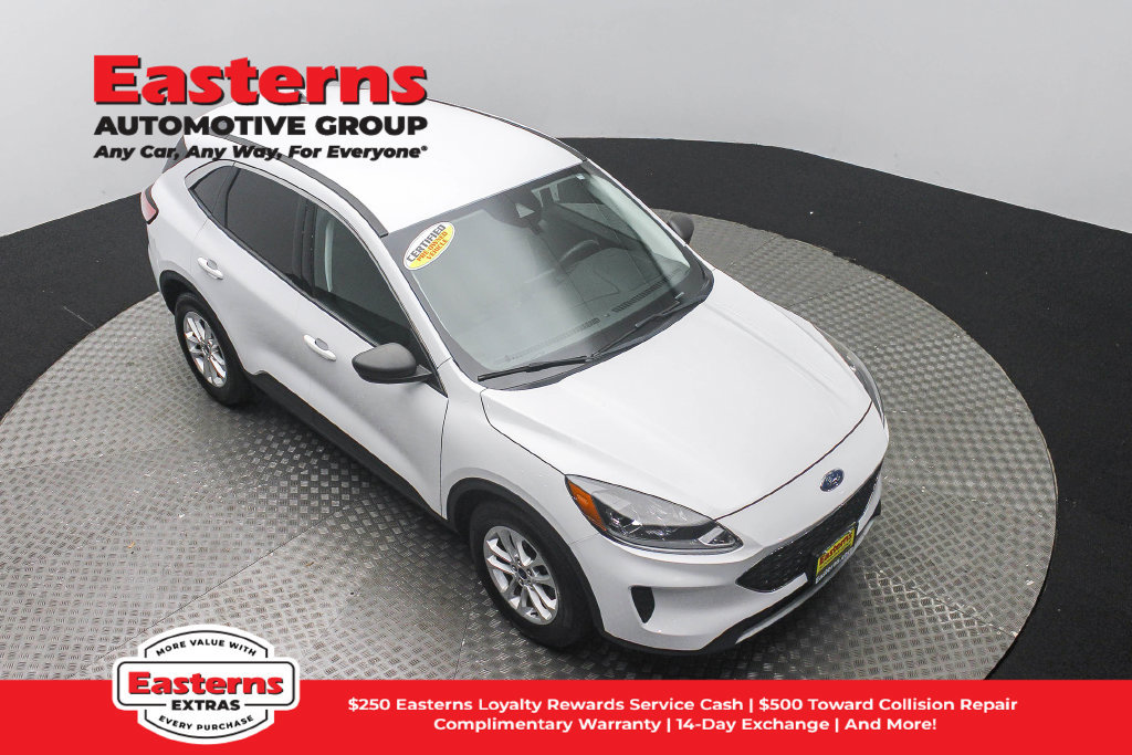 Used 2022 Ford Escape SE FWD image 4
