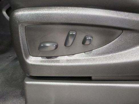 Used 2020 GMC Yukon Denali AWD/4WD image 17