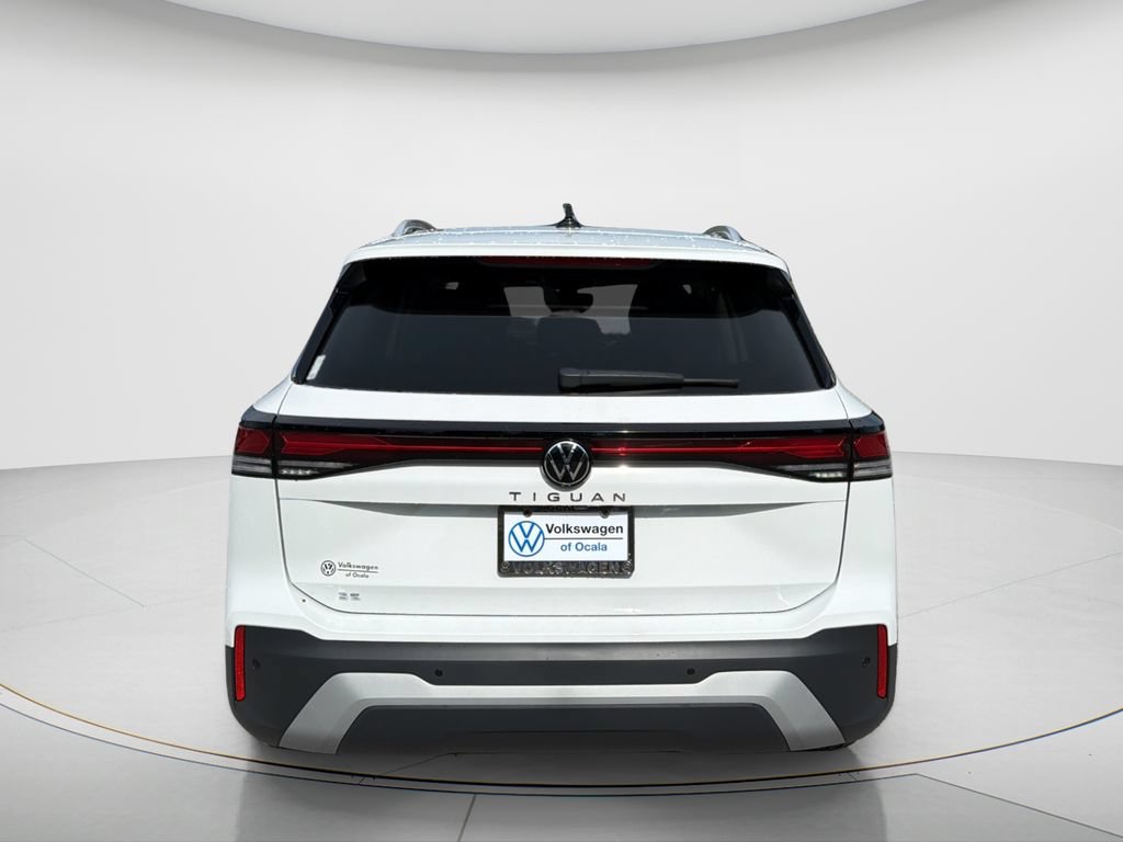 New 2026 Volkswagen Tiguan SE FWD image 6