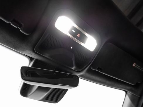 Used 2023 Rivian R1T Adventure image 31