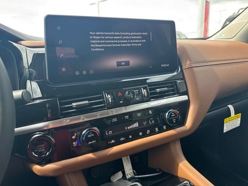 New 2026 Nissan Pathfinder Platinum w/ Cargo Package AWD/4WD image 25