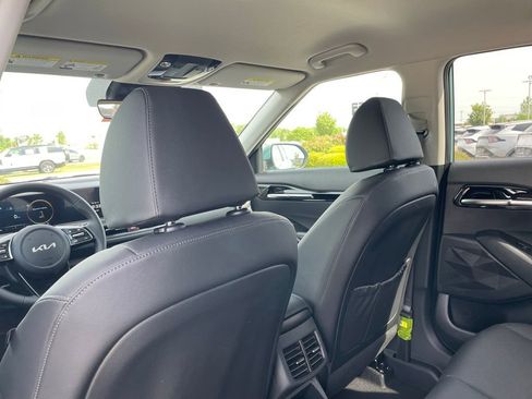 New 2026 Kia Seltos EX FWD image 26
