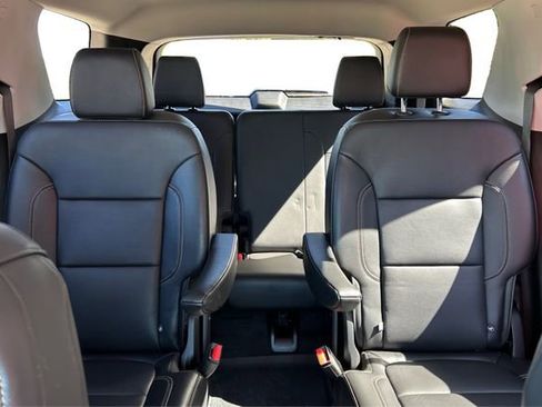Used 2019 Chevrolet Traverse Premier AWD/4WD image 15