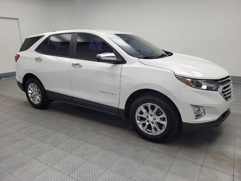 Used 2018 Chevrolet Equinox LS image 11