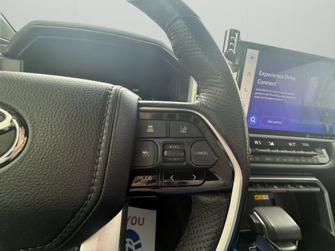 Used 2023 Toyota Tundra Platinum w/ Advanced Package image 20