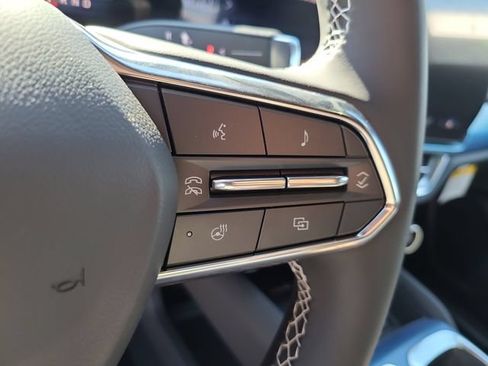 New 2026 Chevrolet Equinox EV LT w/ LPO, Blackout Package FWD image 26