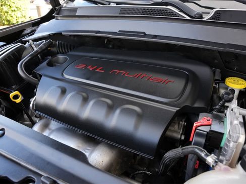 Used 2022 Jeep Compass Limited w/ Sun and Sound Group image 25