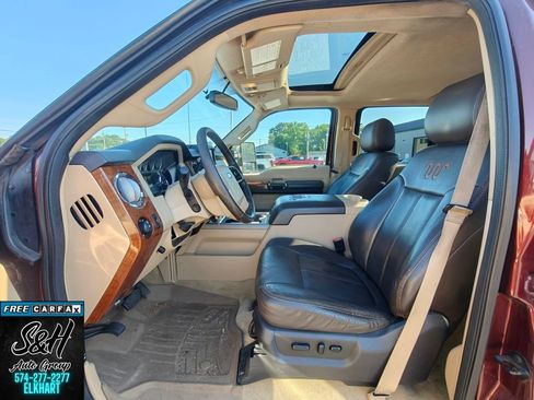 Used 2016 Ford F250 King Ranch w/ King Ranch w/Chrome Package AWD/4WD image 19