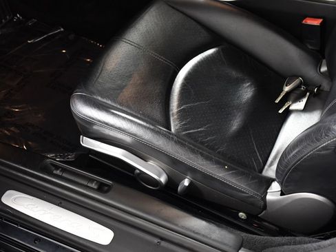 Used 2006 Porsche 911 Carrera S RWD image 16