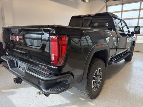 Used 2021 GMC Sierra 2500 AT4 image 10