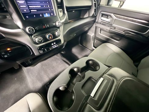 Used 2024 RAM 3500 Big Horn image 26